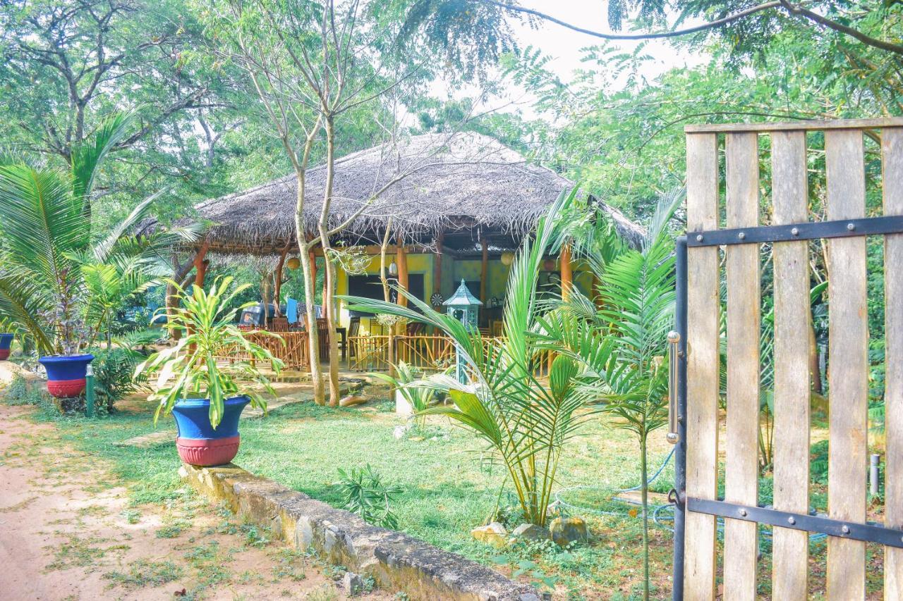 King'S Elephant Cabanas & Restaurant Tangalle Exterior foto