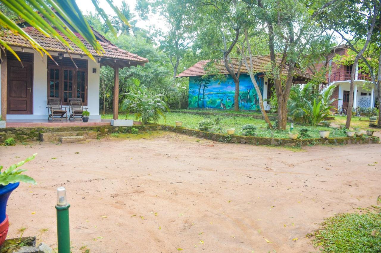 King'S Elephant Cabanas & Restaurant Tangalle Exterior foto