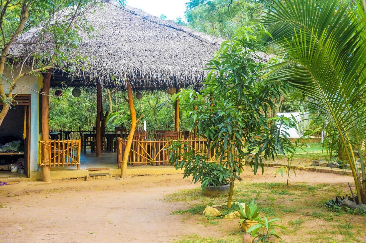 King'S Elephant Cabanas & Restaurant Tangalle Exterior foto