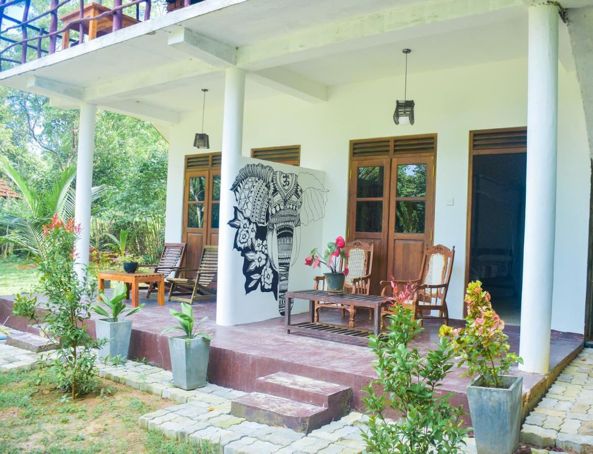 King'S Elephant Cabanas & Restaurant Tangalle Exterior foto
